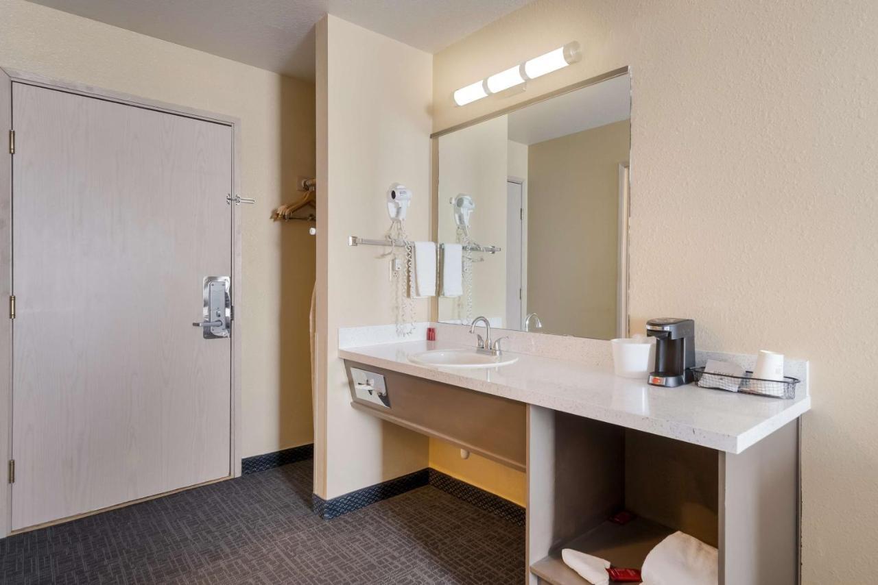 Surestay Hotel By Best Western Wells Luaran gambar
