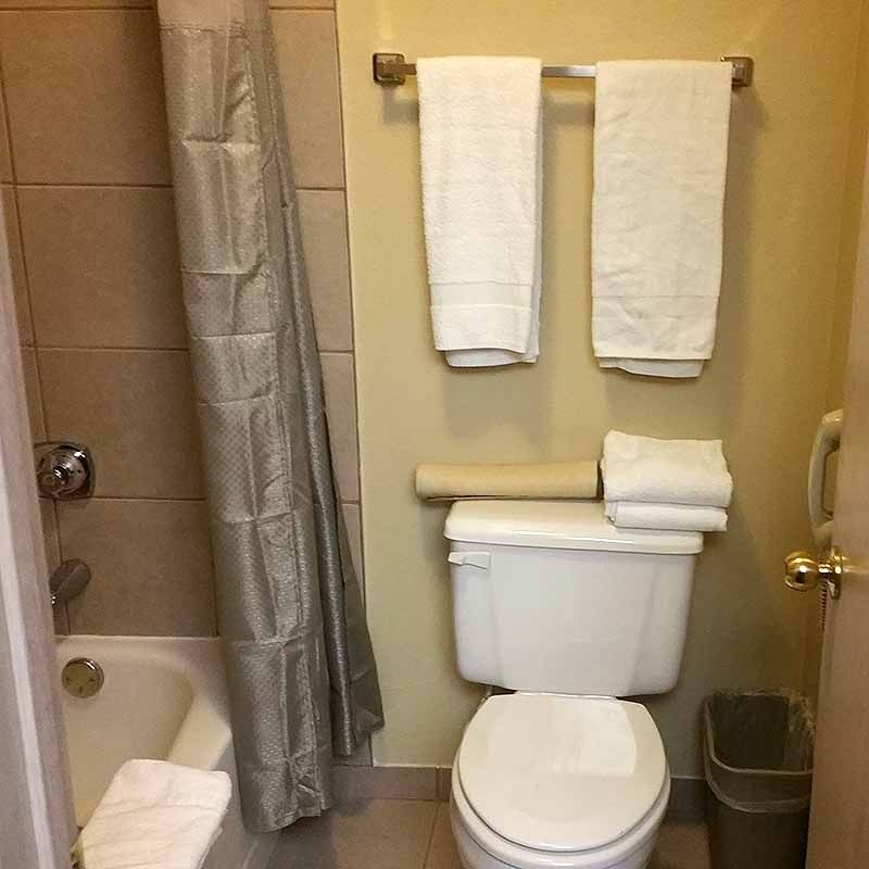 Surestay Hotel By Best Western Wells Bilik gambar