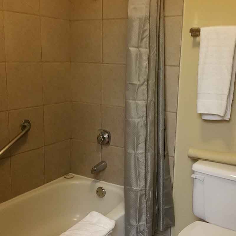 Surestay Hotel By Best Western Wells Bilik gambar